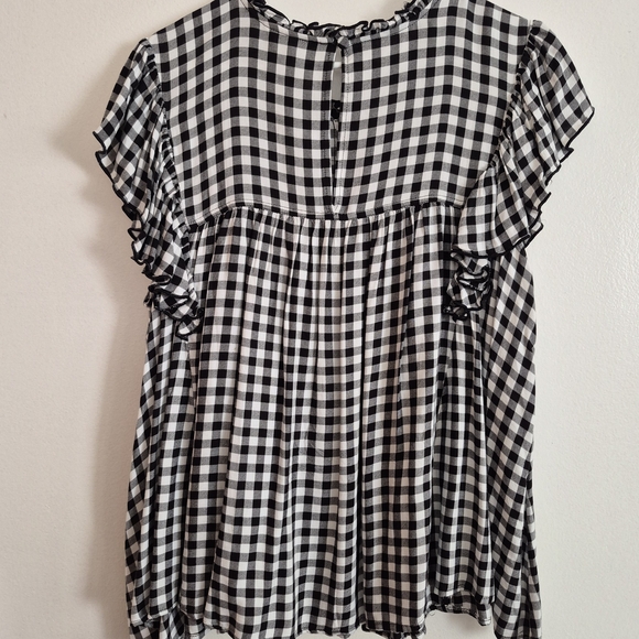 Time and Tru Checkered Ruffle Blouse - Picture 3 of 10